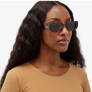 2024 Miu Miu 51mm Rectangle sunglasses, Blond Havana Brand New!